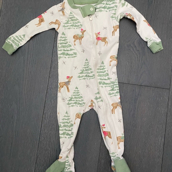 Burt's Bees Baby Other - Burts bees baby holiday christmas pjs